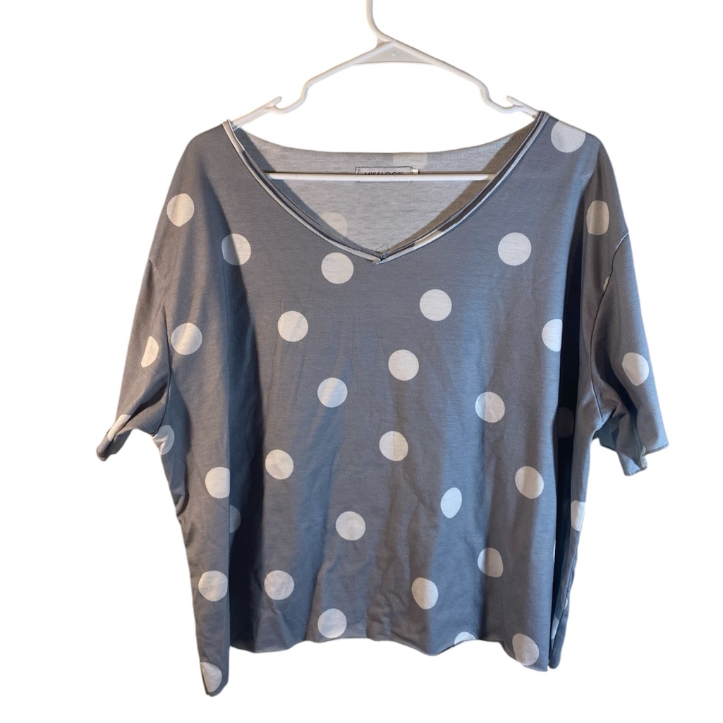 Miss Look Gray White Pok Dot Short Top Size 2xl
